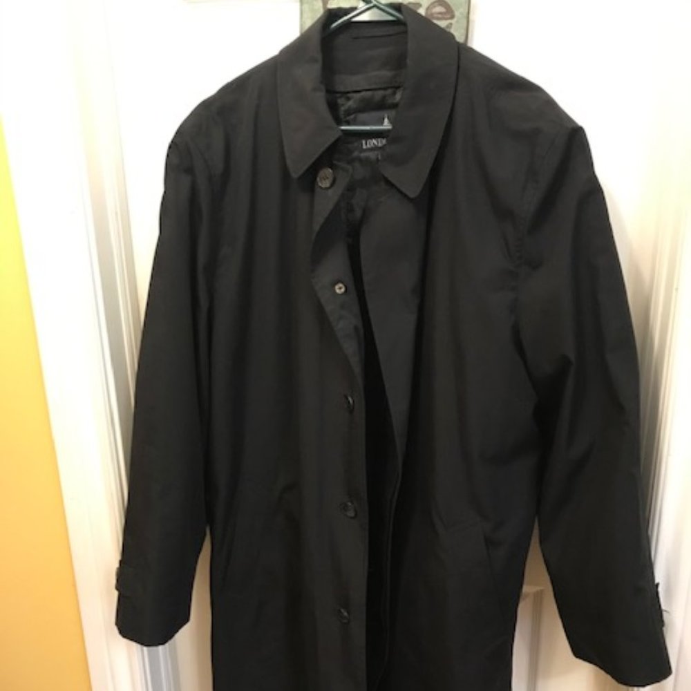 Men's London Fog lined 3\4 overcoat size 44